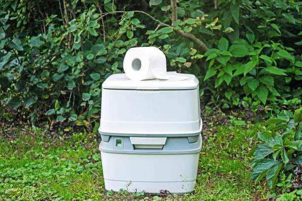 Best Porta potty rental near me  in Parma Heights, OH
