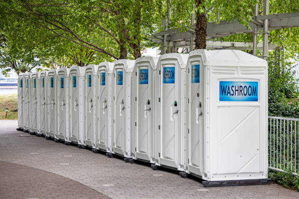 Portable Toilet Options We Offer in Parma Heights, OH