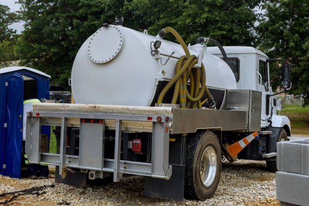 Best Portable toilet rental cost  in Parma Heights, OH